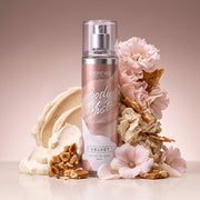 Body Mist Velvet Andrew’s de 155 ml en una composición con ingredientes que evocan sus notas aromáticas.