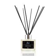 Difusor ambiental de varillas Hogar Dulce Hogar de Briza Parfums, 150 ml. Aroma duradero y elegante para el hogar. Distribuido por Essenciel.